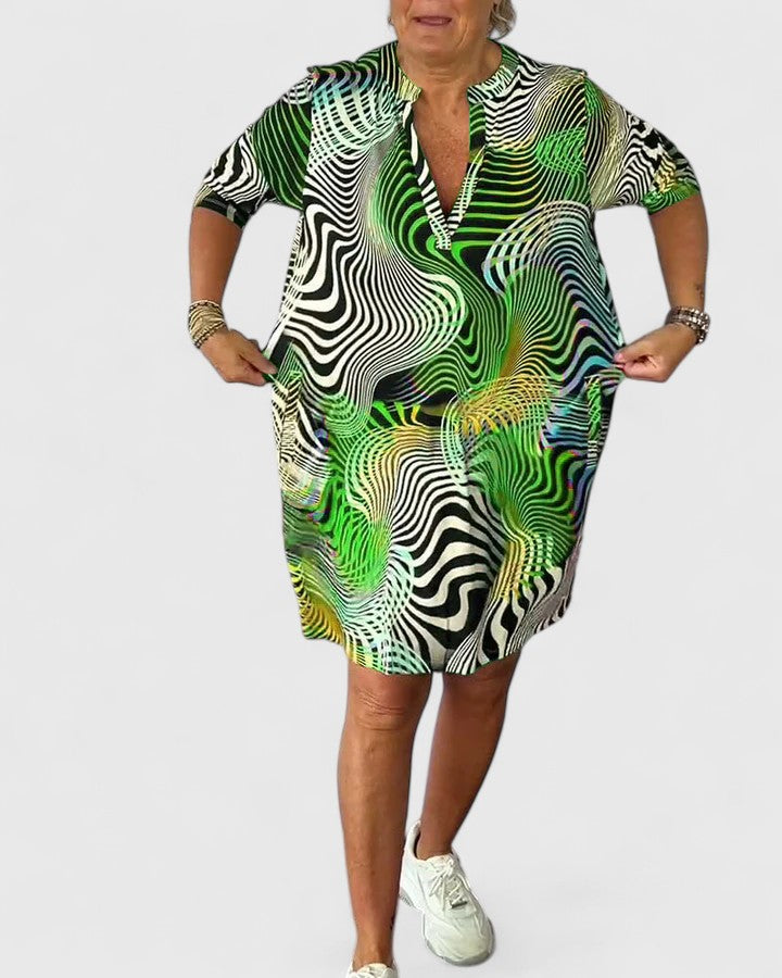 Helinae | Sophisticated V-Neck Dress