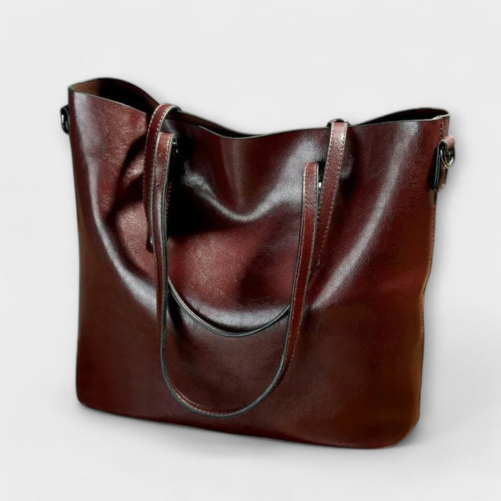 Paige | Women’s Classic Exclusive Shoulder Bag