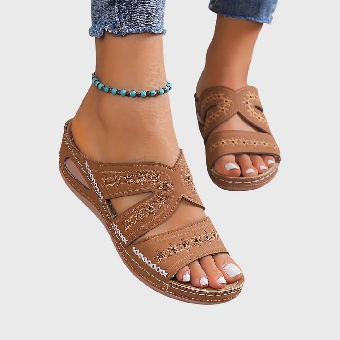 Noëlle Lightweight Orthopedic Sandals