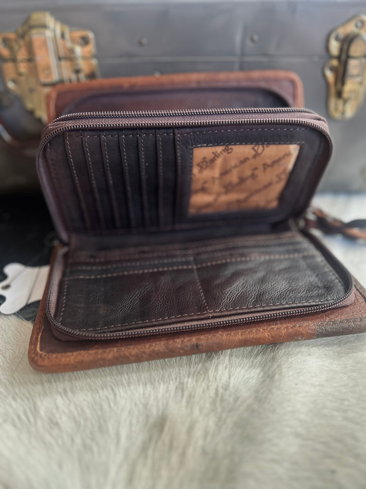 American Darling Prairie Star Wallet Crossbody