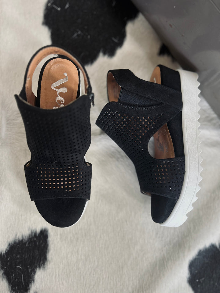 Amy Black Platform Sandals