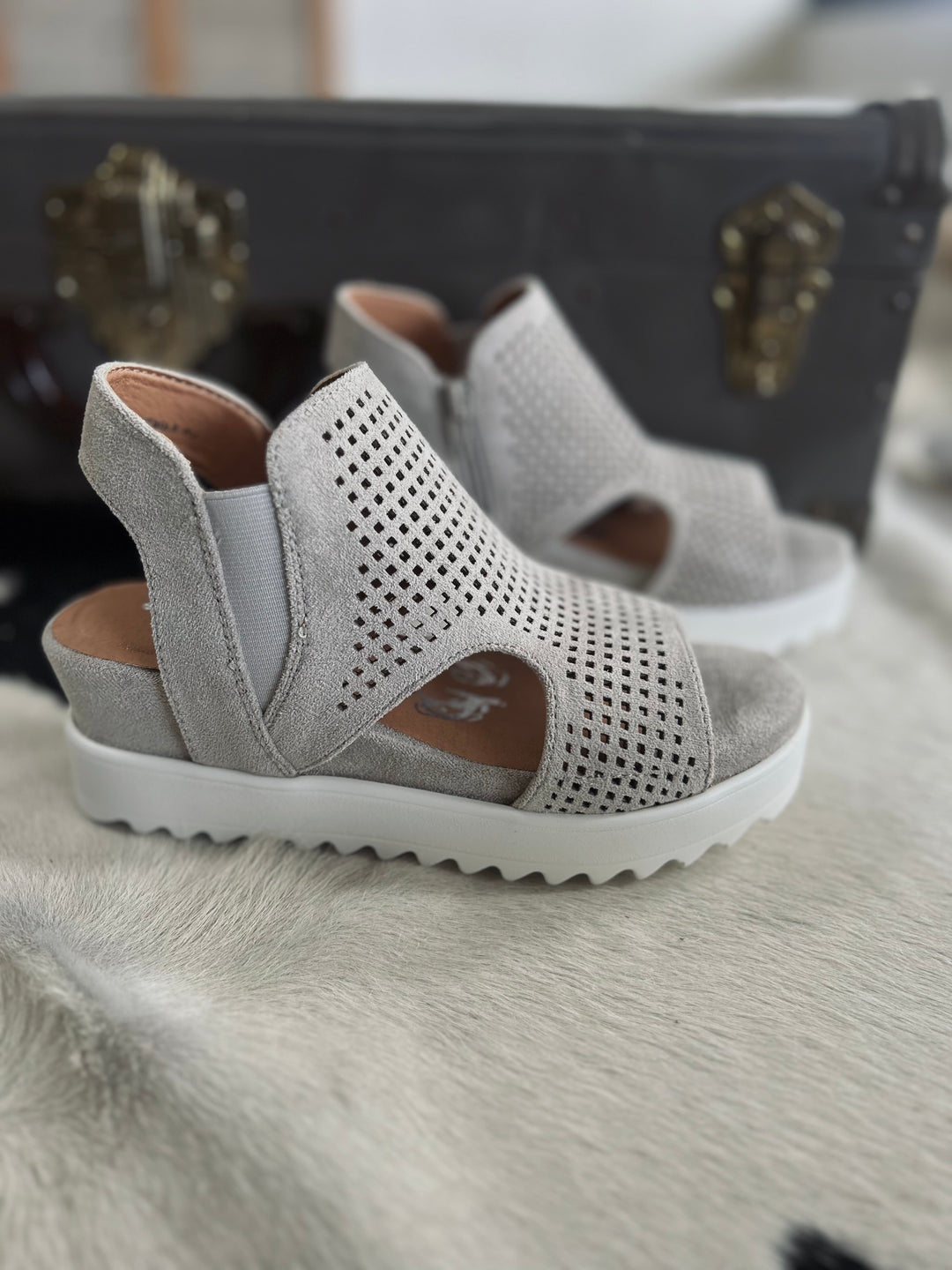 Amy Light Grey Platform Sandals