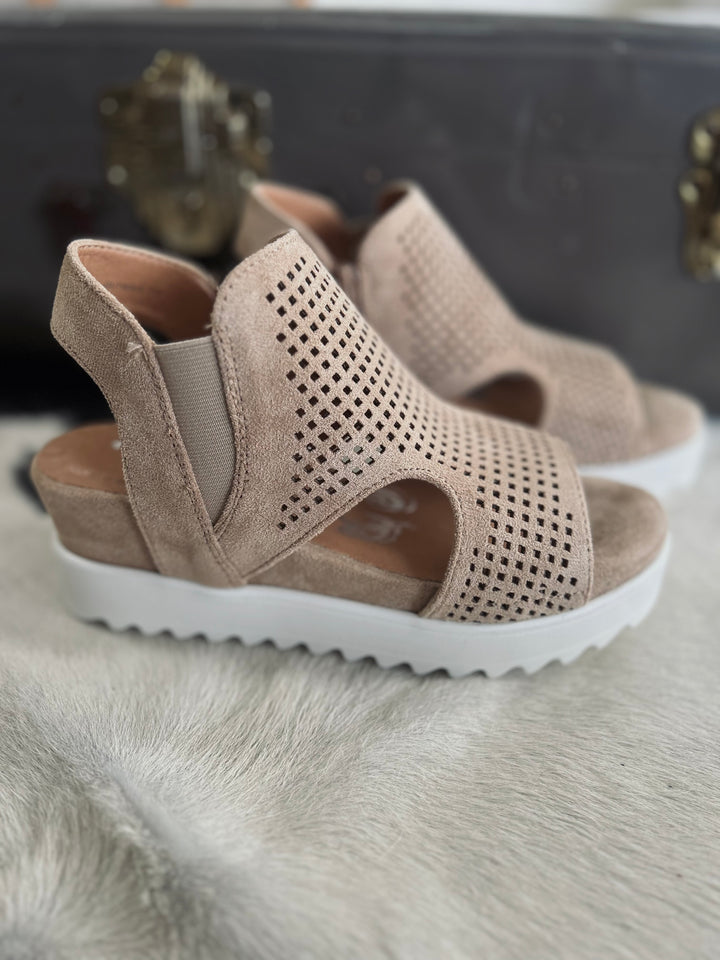 Amy Sand Platform Sandals