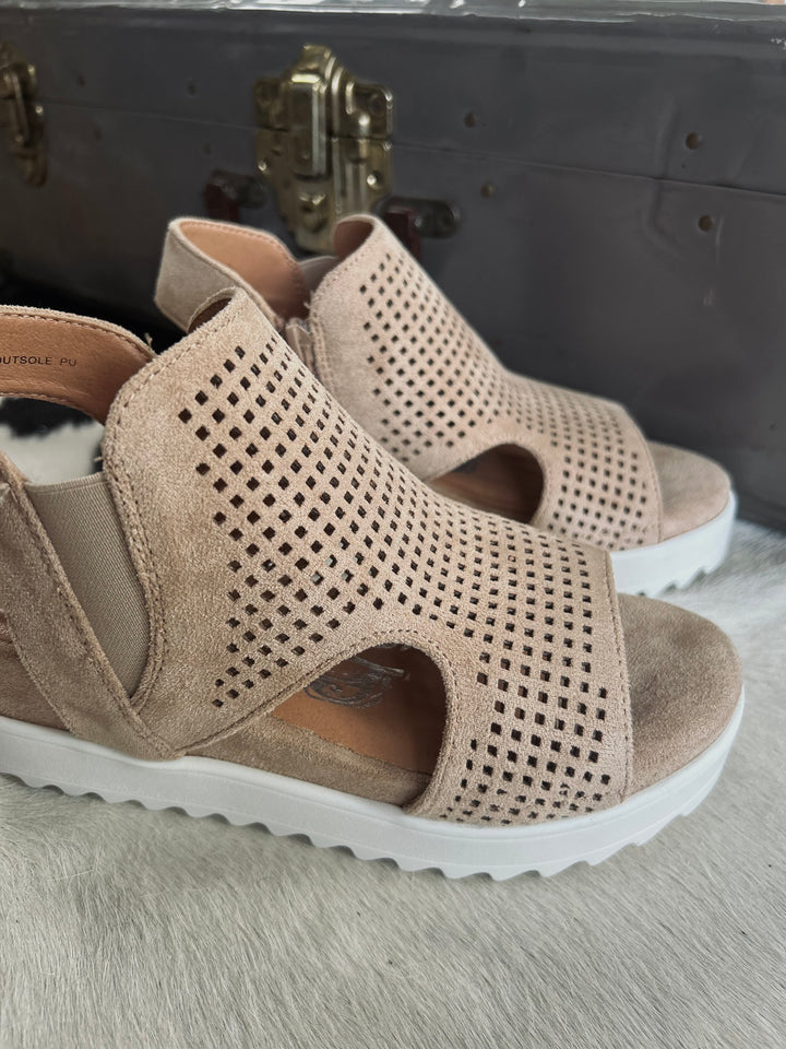 Amy Sand Platform Sandals