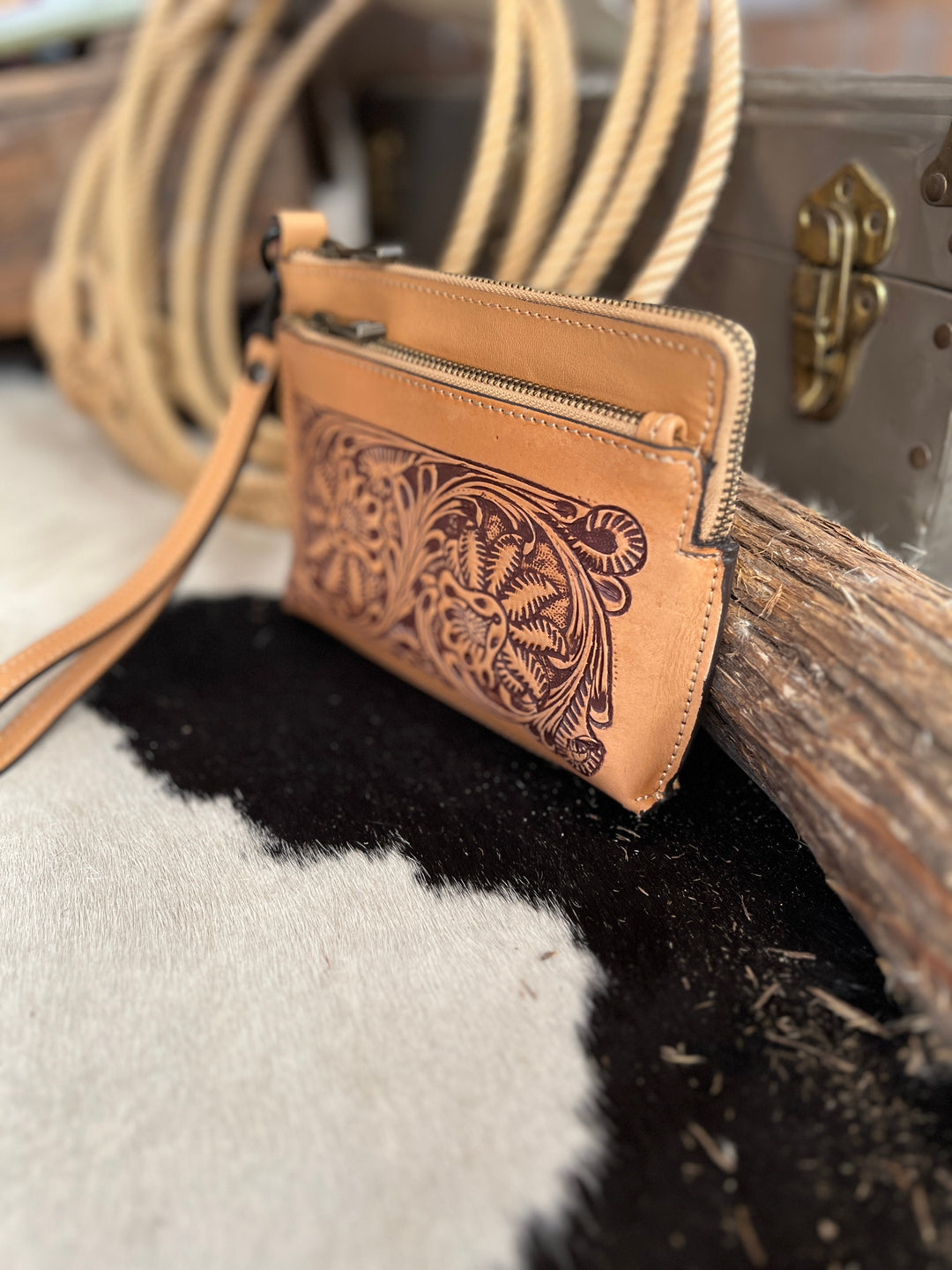Darling Small Hand Tooled Leather Wristlet Pouch Bag | gussieduponline