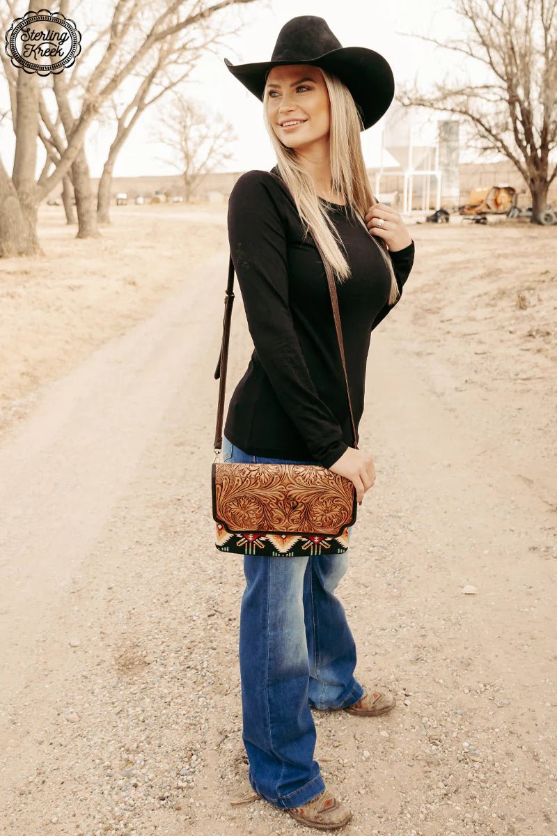 Sterling Kreek Horseshoe Bay Crossbody Bag | gussieduponline