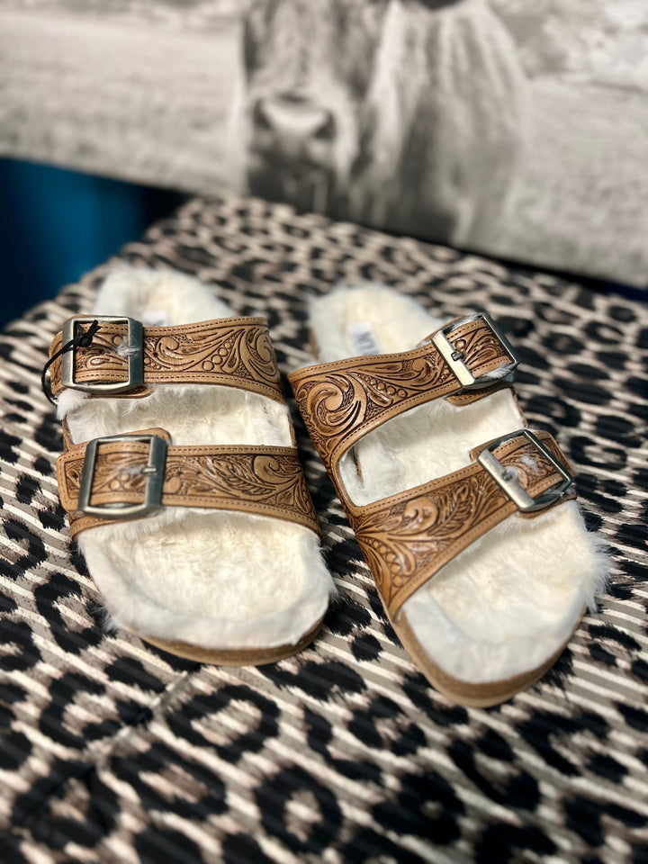 Myra Fuzzy Sandal | gussieduponline