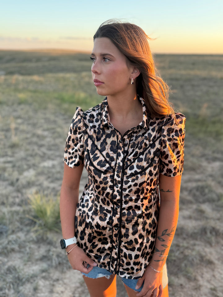 Amber Leopard Satin Contrast Arrow Pearl Snap Top