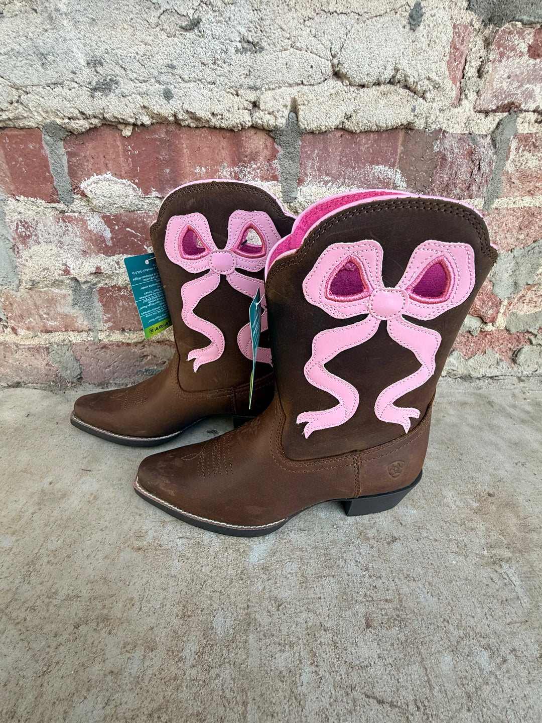 KIDS Ariat Lil Bow D Toe Western Boot