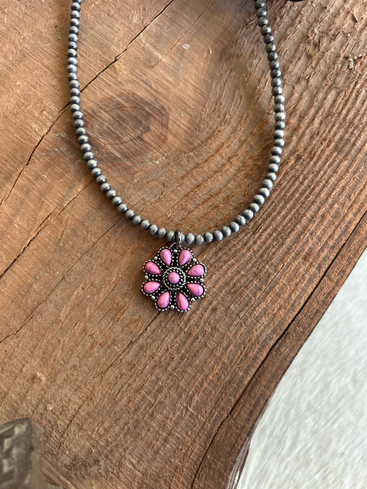 Pink Little Flower Navajo Beaded Necklace - 2 Colors | gussieduponline