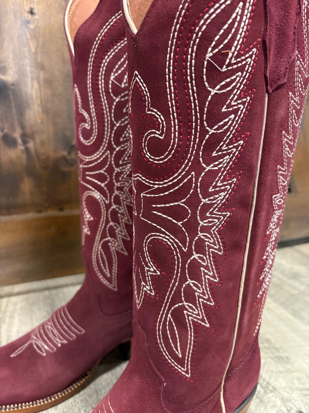 Tanner Mark Women's Burgundy Suede Boots