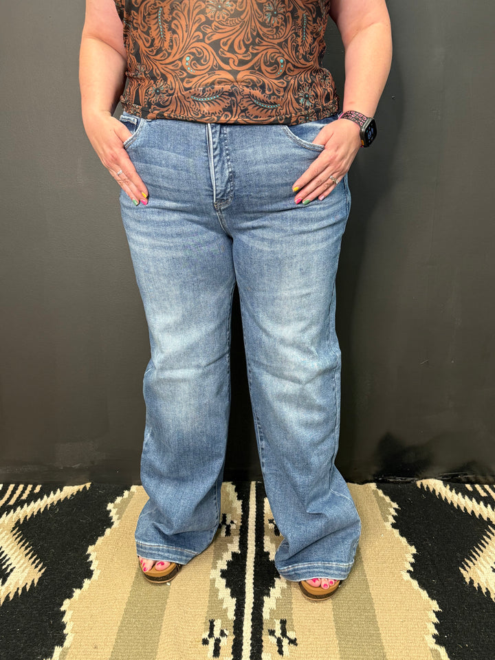 PLUS TC High Rise MW Wide Leg Jeans