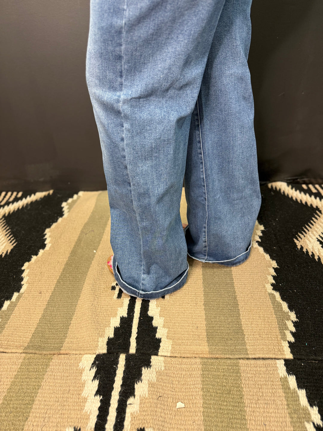 PLUS TC High Rise MW Wide Leg Jeans