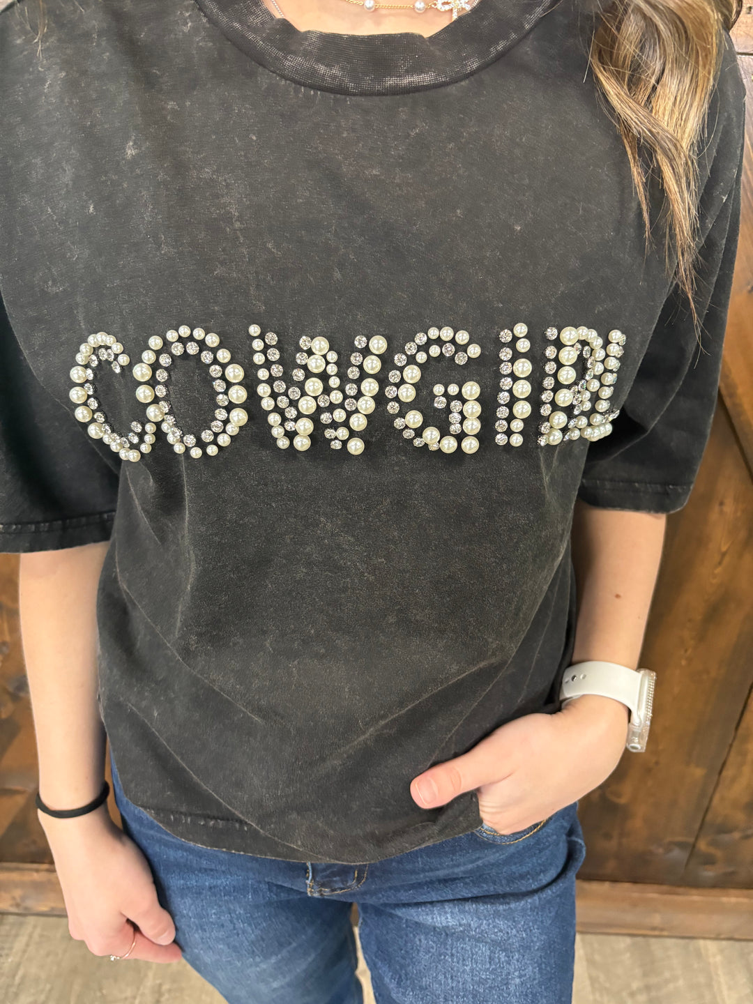 Ariat Women's Pearl Cowgirl Washed Black Cropped Tee