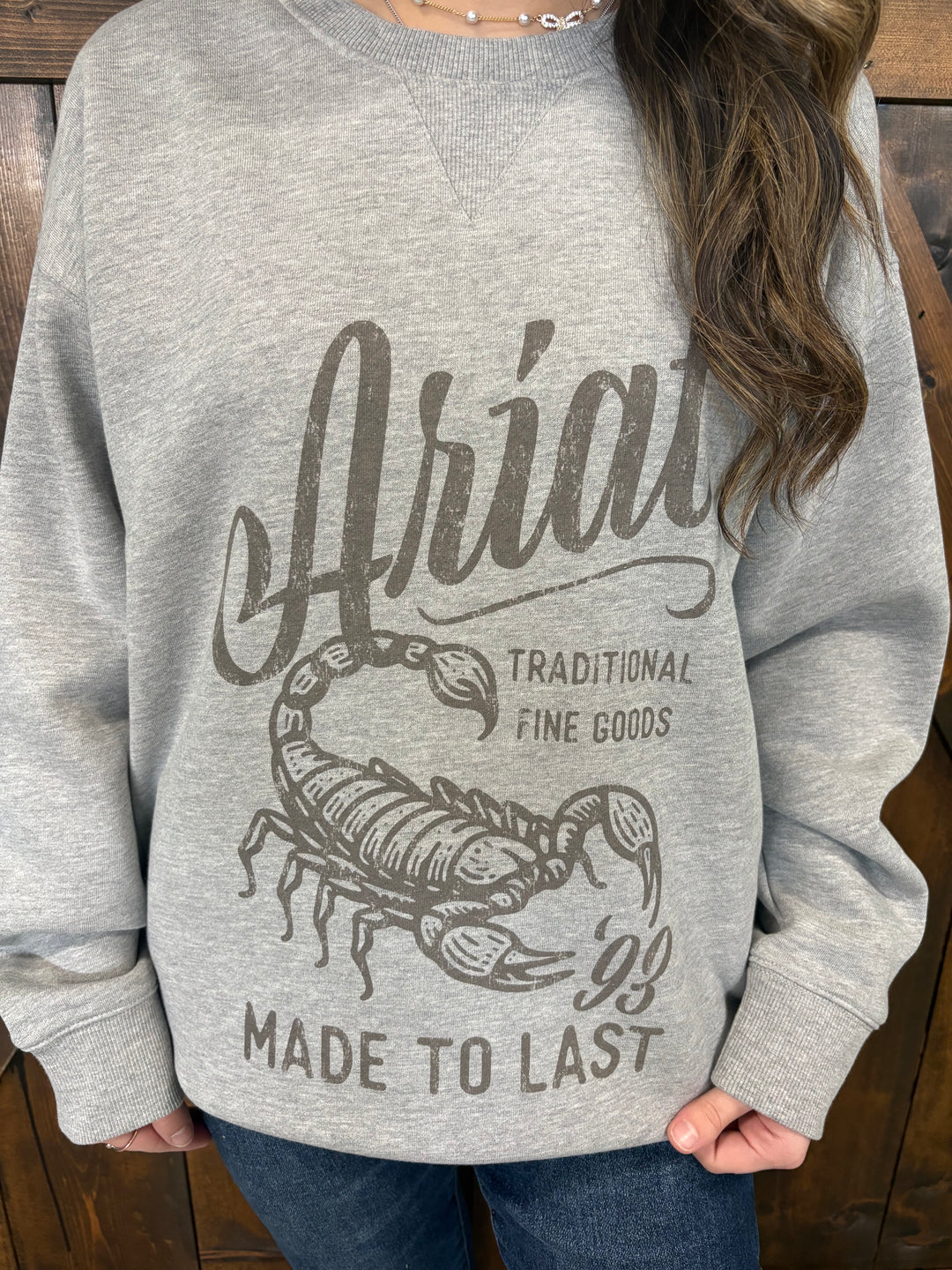 Ariat Women's Heather Grey Scorpion Sweatshirt*