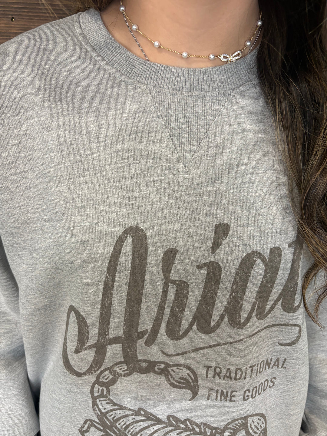 Ariat Women's Heather Grey Scorpion Sweatshirt*