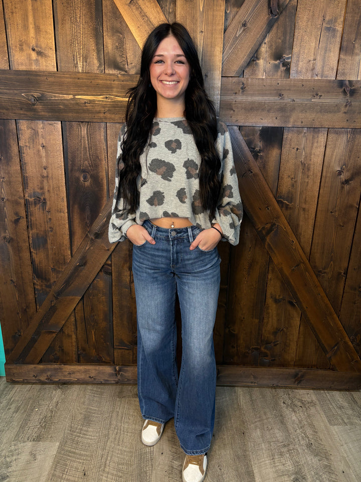 Risen Medium Wash Slouchy Baggy Jeans