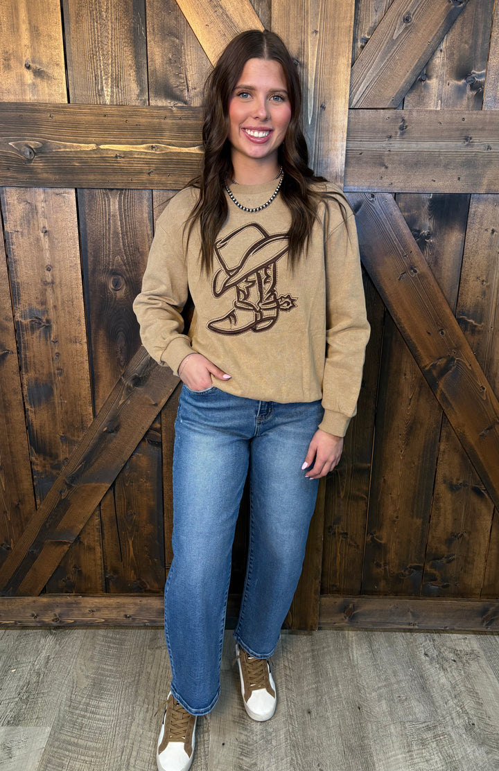 L&B Camel Vintage Embroidered Detailed Sweatshirt