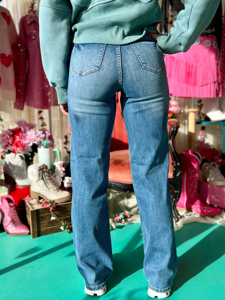 PLUS Straight Up Jeans | gussieduponline