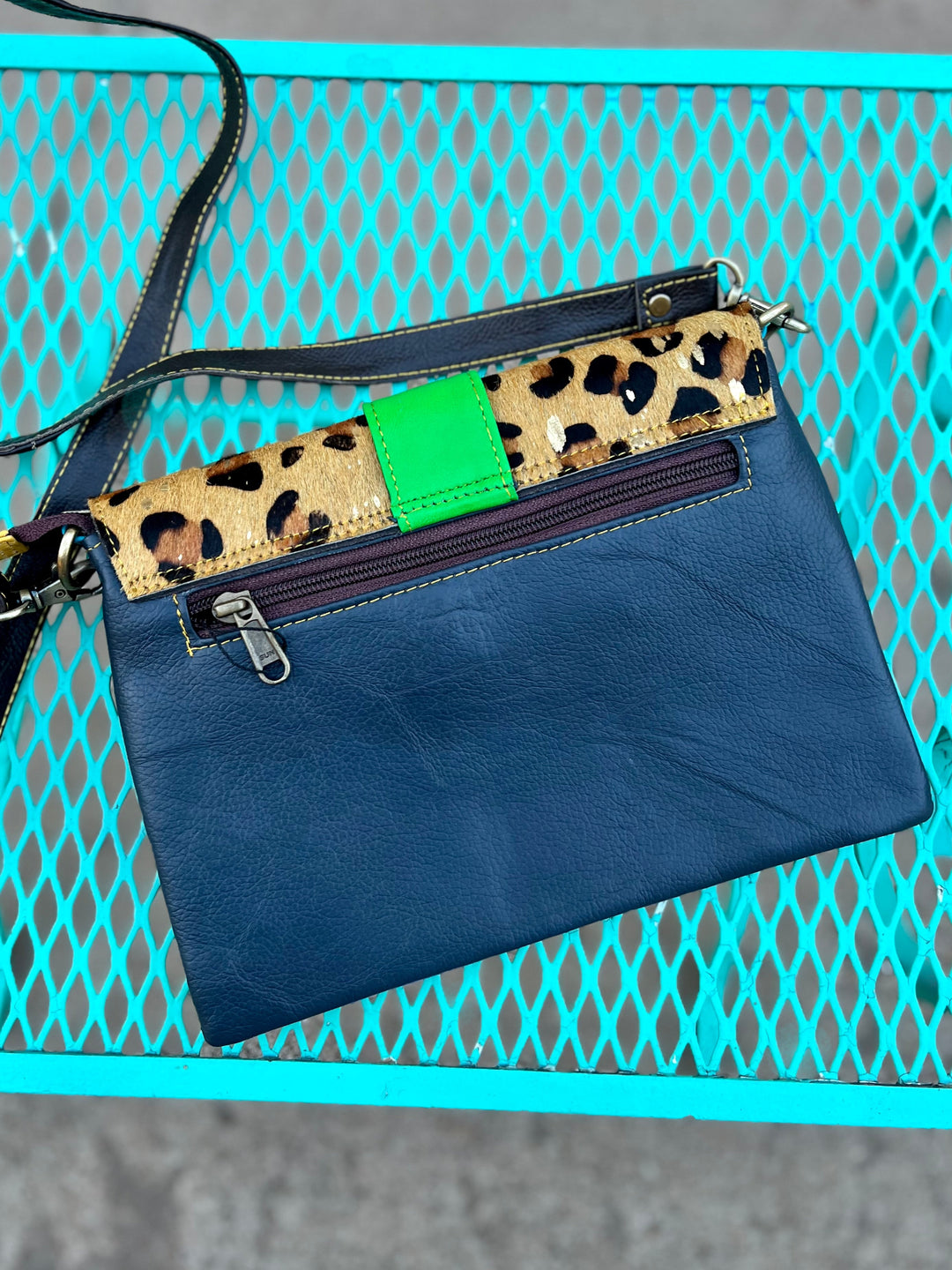 Sutton Leather Crossbody-3 Colors | gussieduponline