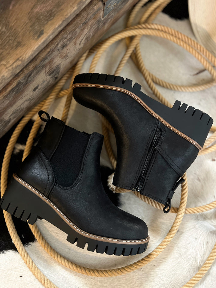 Stomping In Pasadena Black Booties | gussieduponline
