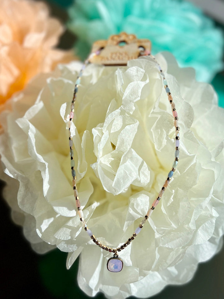 Panache Pastel & Gold Necklace | gussieduponline