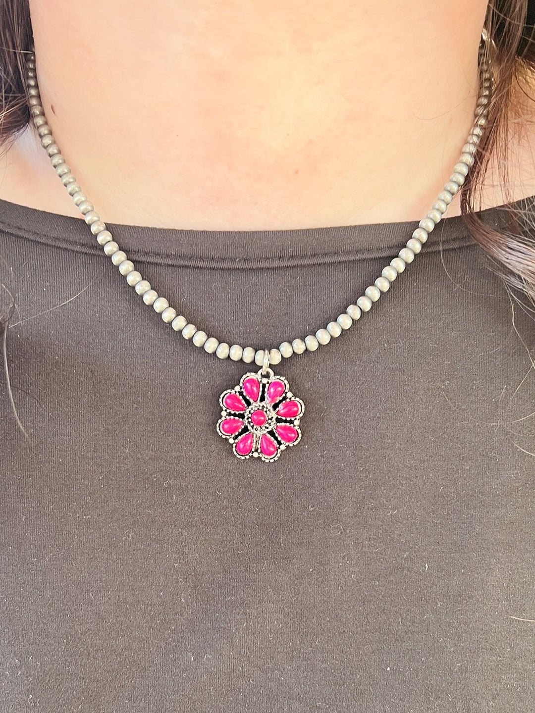 Pink Little Flower Navajo Beaded Necklace - 2 Colors | gussieduponline