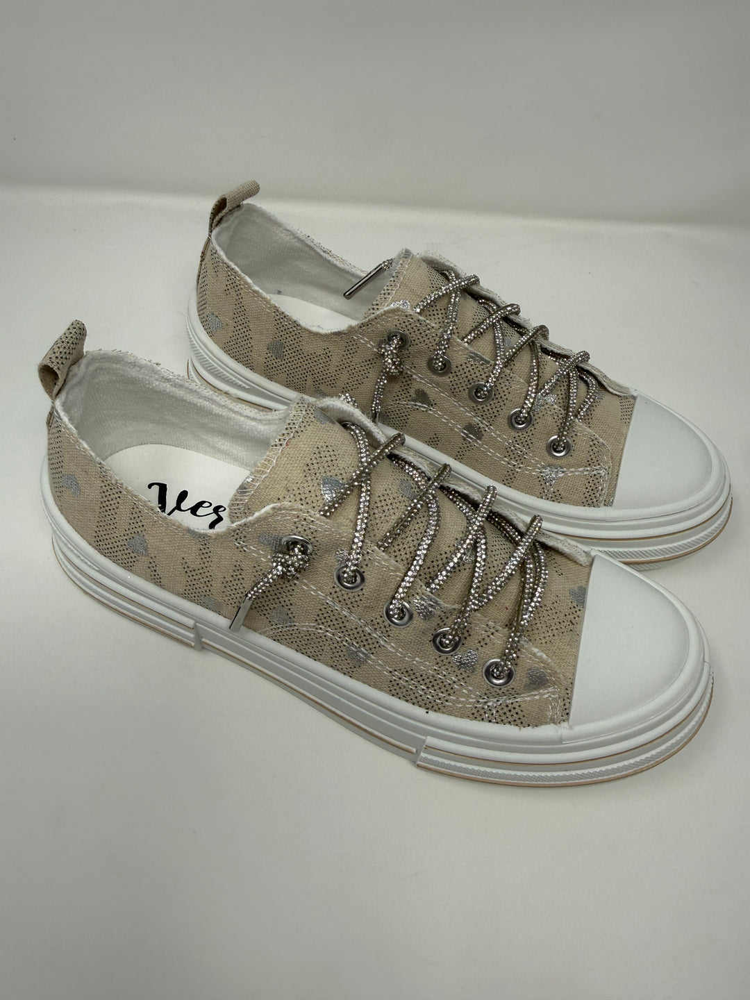 Aman Natural & Silver Heart Sneakers*