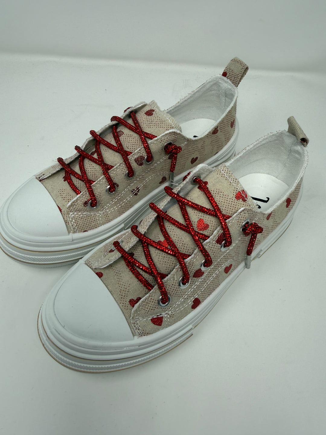 Aman Natural & Red Heart Sneakers*
