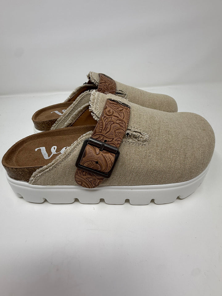 Very G Tan Letty Tooled Platform Clogs