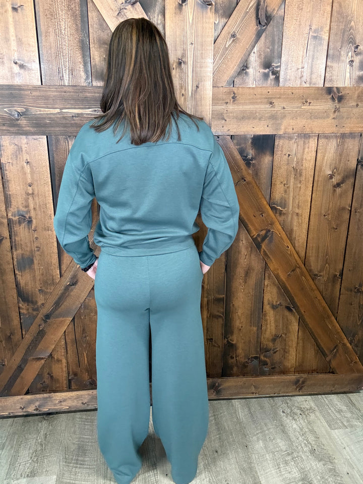 Zenana Ash Jade Scuba Crewneck Sweat Set