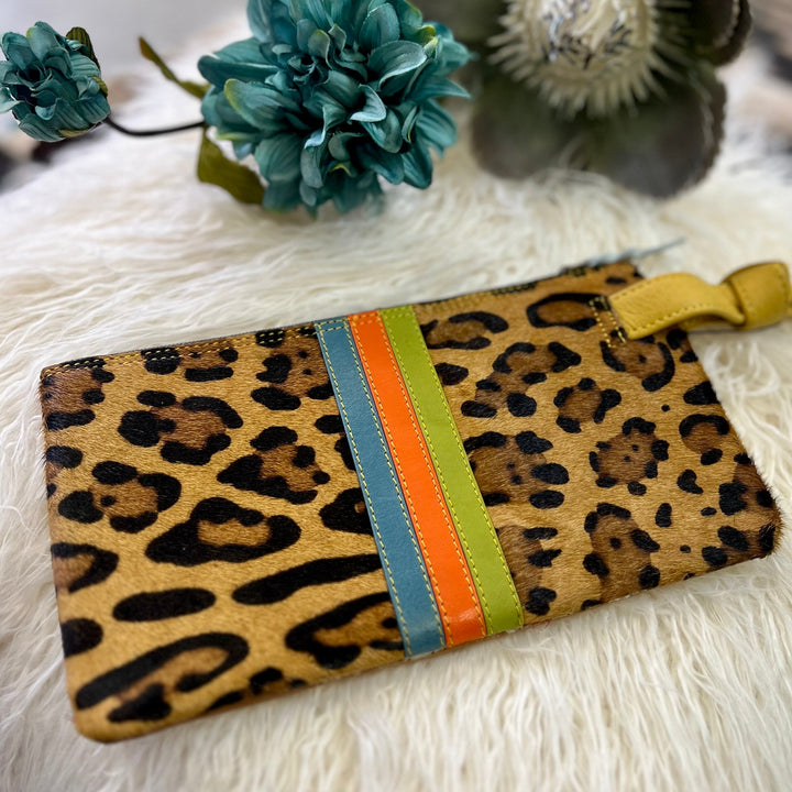 Lyla Leather Wristlet -3 Colors | gussieduponline