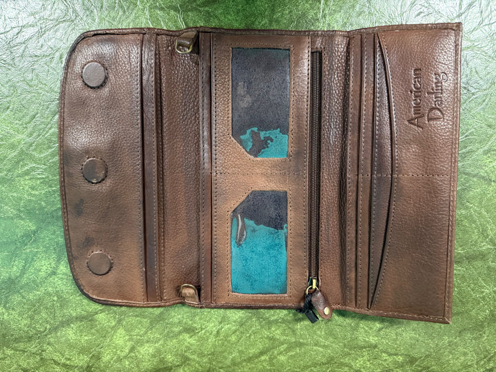 American Darling Vintage CattleTruck Painted Wallet Crossbody