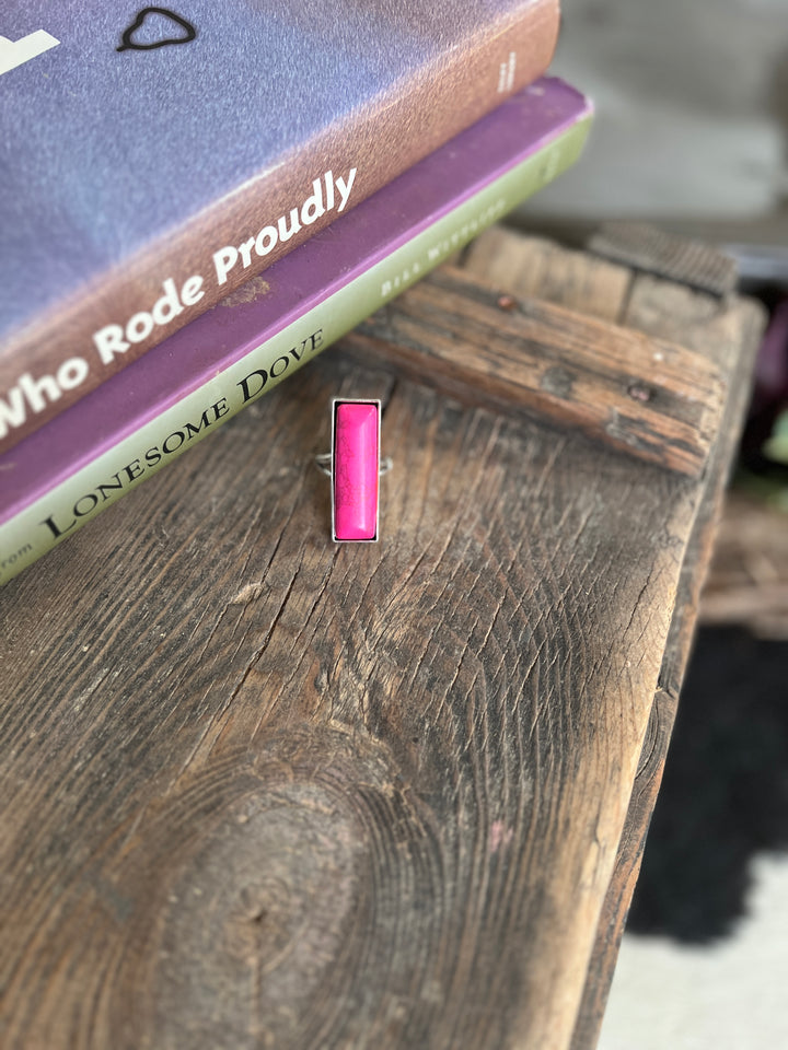 Adjustable Pink Bar Ring