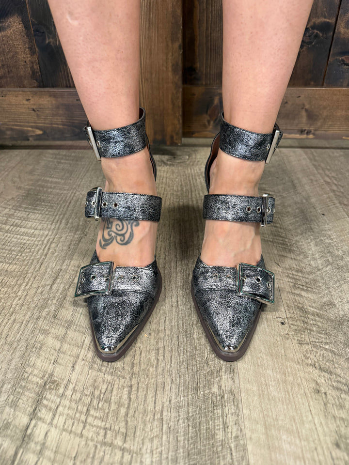 MiiM Pointed Toe Hollow Out Two Tone Black Hendrix Sandals