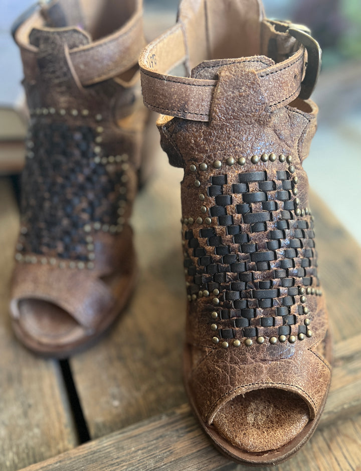 Agave Sky Open Toe Leather Studded Heel Sandal*