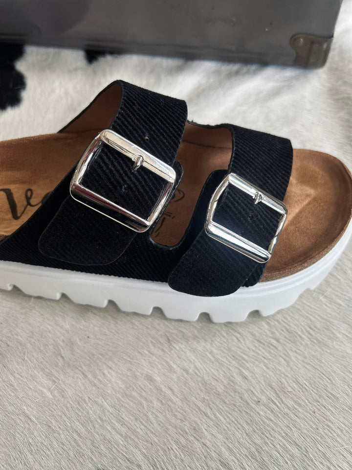 Jazmin Black Platform Sandals