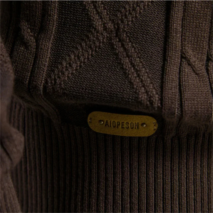 Lucien | Classic Warm Elegance Sweater