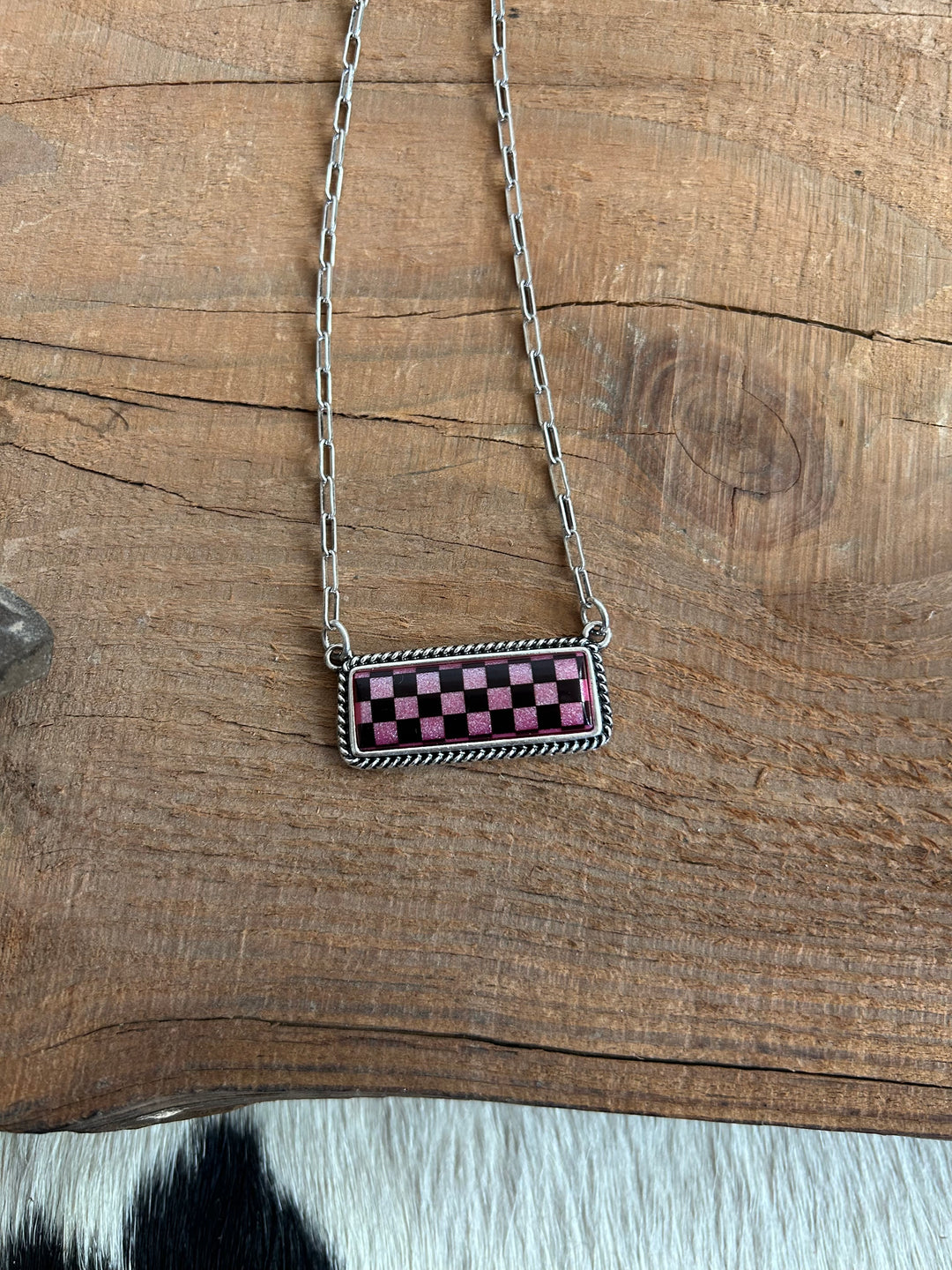 Shimmer Checked Bar Necklace