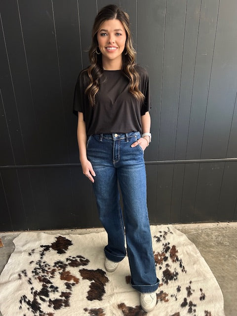 Slanted Pocket High Rise Wide Leg Jeans*