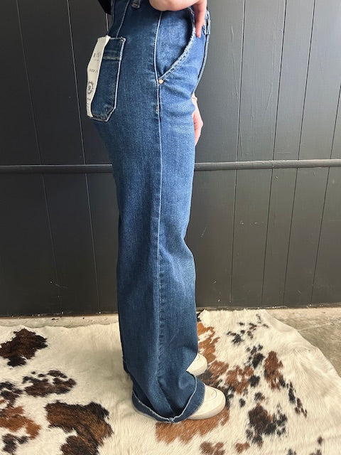 Slanted Pocket High Rise Wide Leg Jeans*