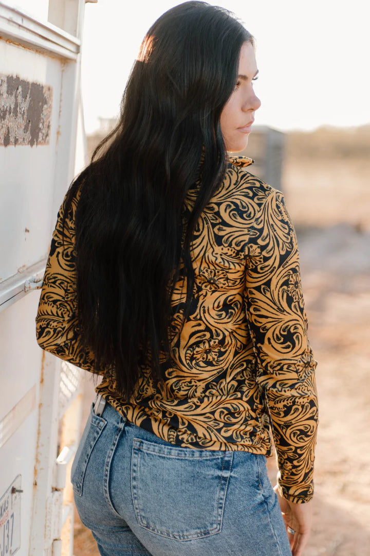 Sterling Kreek Mustard & Black Tailgate Party Pullover