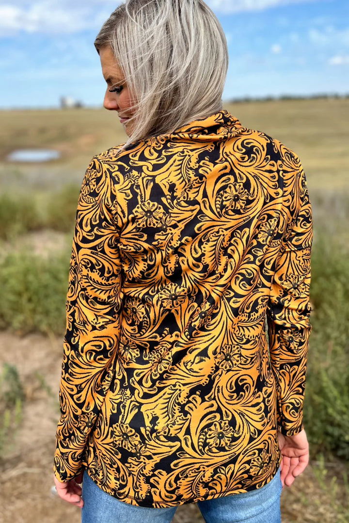 Sterling Kreek Mustard & Black Tailgate Party Pullover