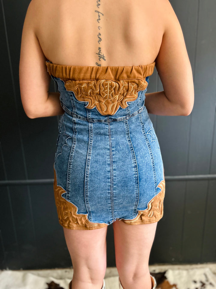 Stone Wash Boot Stitch Embroidery Patch Strapless Denim Dress