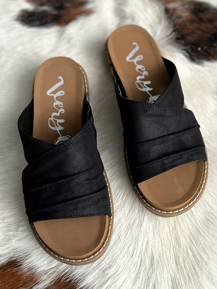 Very G Jolene Black Sandals