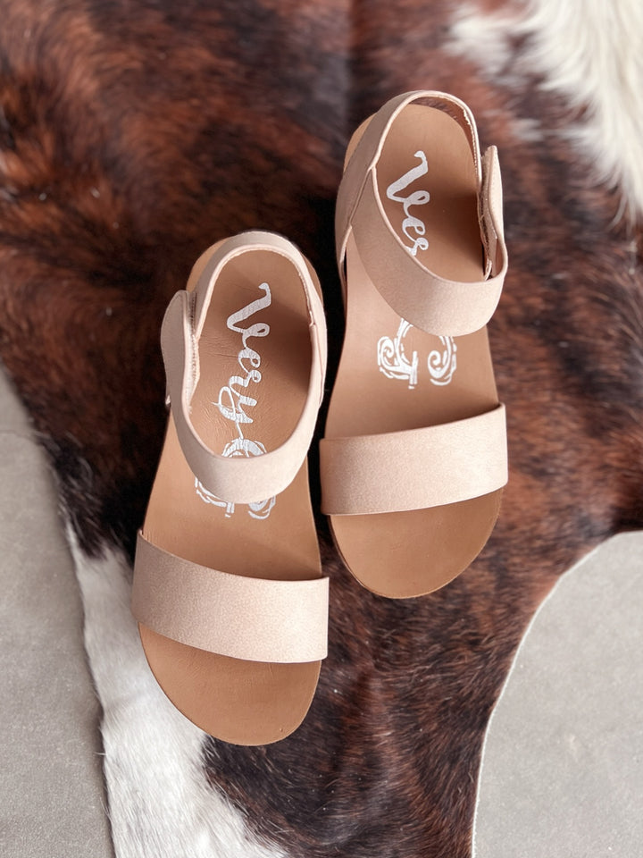 Very G Rich Nude Flower Wedge*