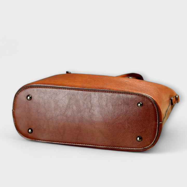 Paige | Women’s Classic Exclusive Shoulder Bag