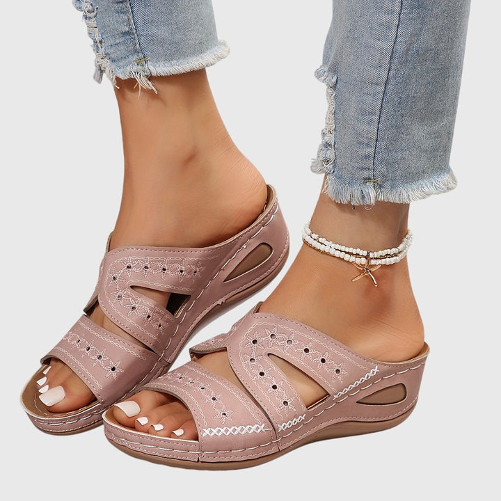Noëlle Lightweight Orthopedic Sandals
