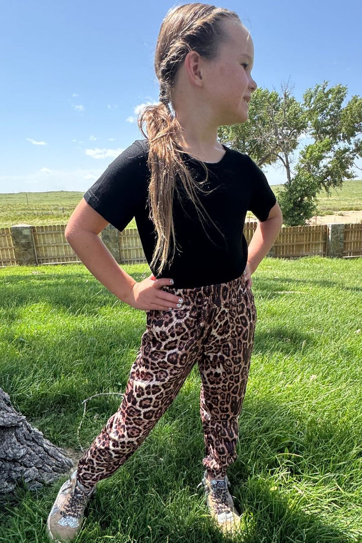 KIDS Sterling Kreek Hear Me Roar Joggers