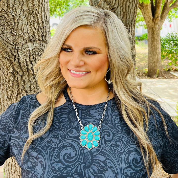 The Oakley Necklace | gussieduponline